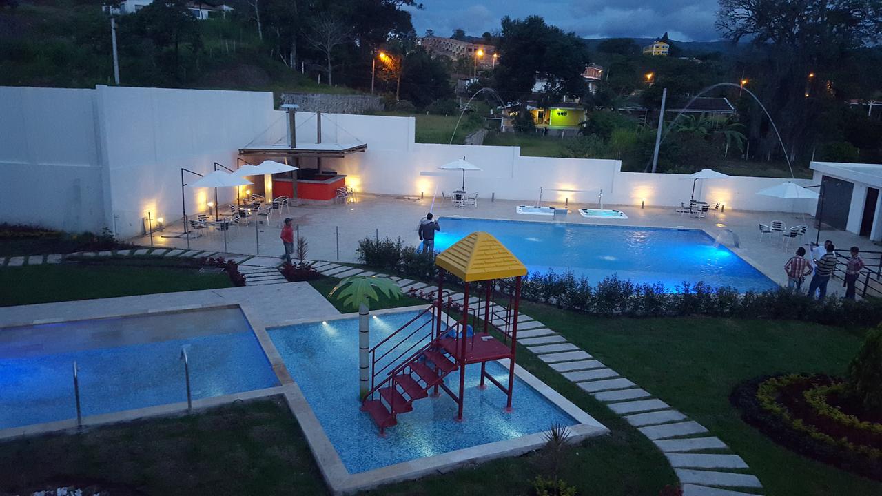 Hotel Palmeras De Luz Монікіра Екстер'єр фото