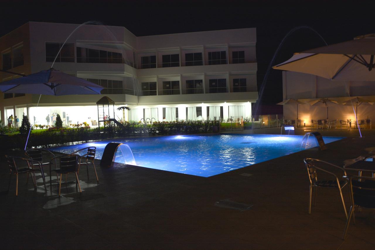 Hotel Palmeras De Luz Монікіра Екстер'єр фото
